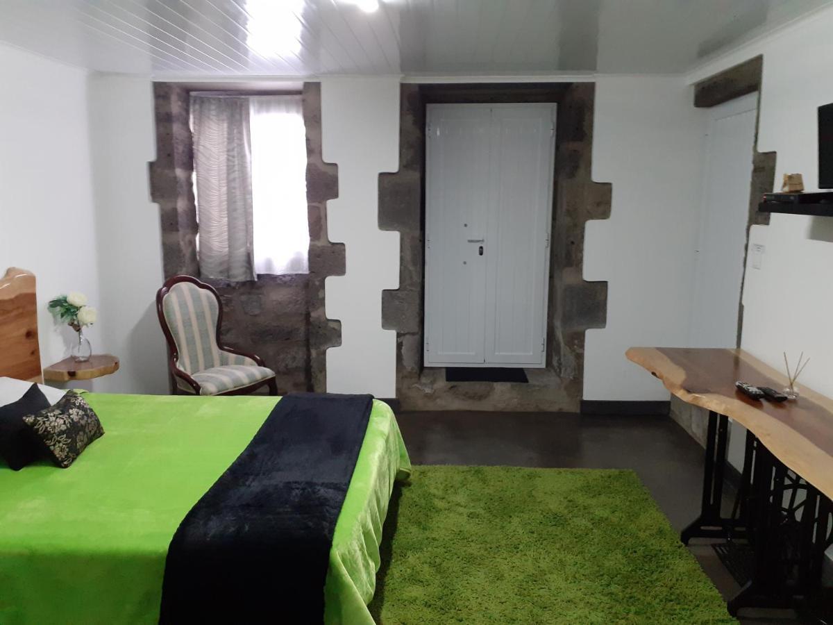 Basaltic Guest House Achadinha Exterior photo