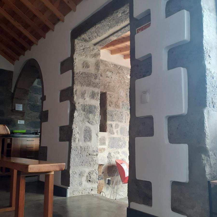 Basaltic Guest House Achadinha Exterior photo